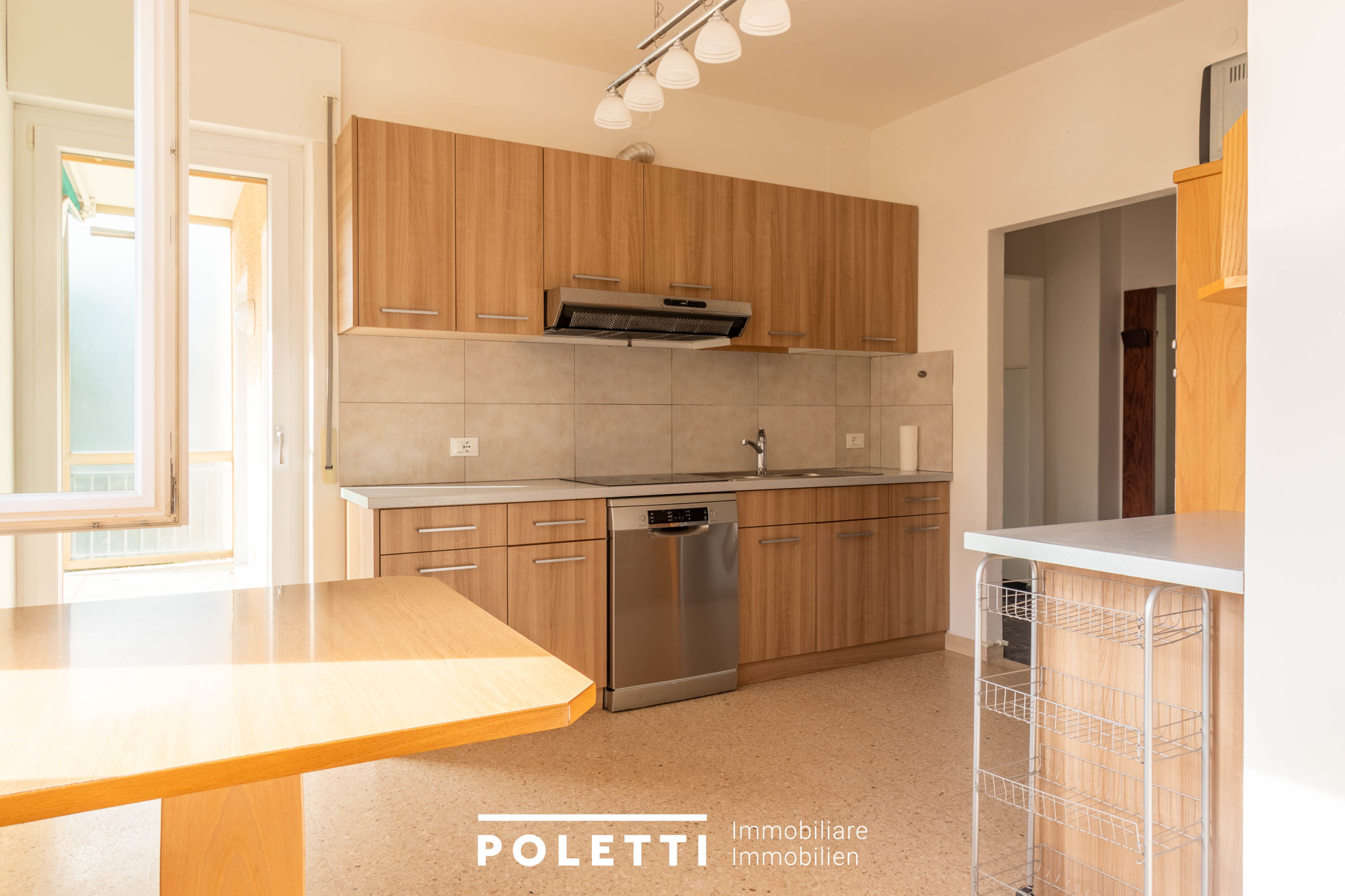 Trilocale-non-arredato-zona-ospedale-a-Merano-Zona-Stadtzentrum-Centro-Citta-3