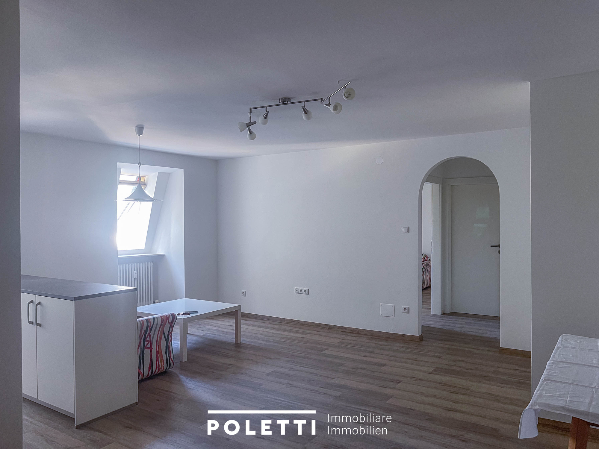Bilocale-con-garage-a-Merano-Zona-Gratsch-Quarazze-3