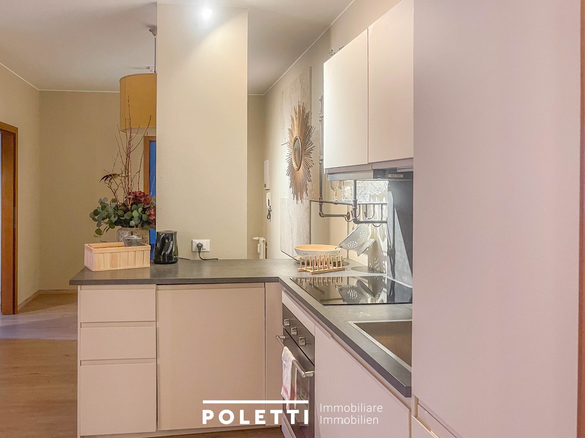 Trilocale-arredato-con-balcone-a-Merano-Zona-Untermais-Maia-Bassa-6 Trilocale-arredato-con-balcone-a-Merano-Zona-Untermais-Maia-Bassa-6